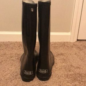 Stone creek rain boots